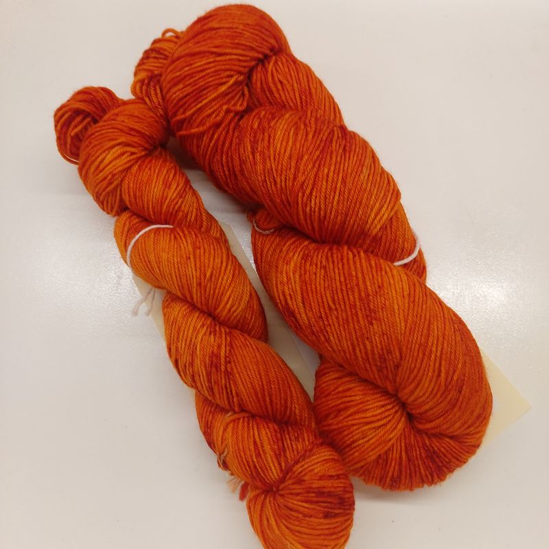 Monochromatic Saffron Spice 100g