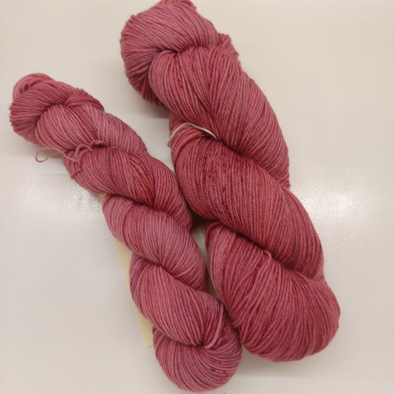 Monochromatic Wine Rose 100g