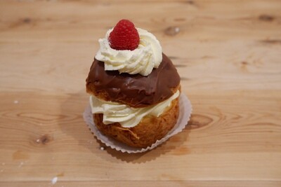 Soes Choco 1p