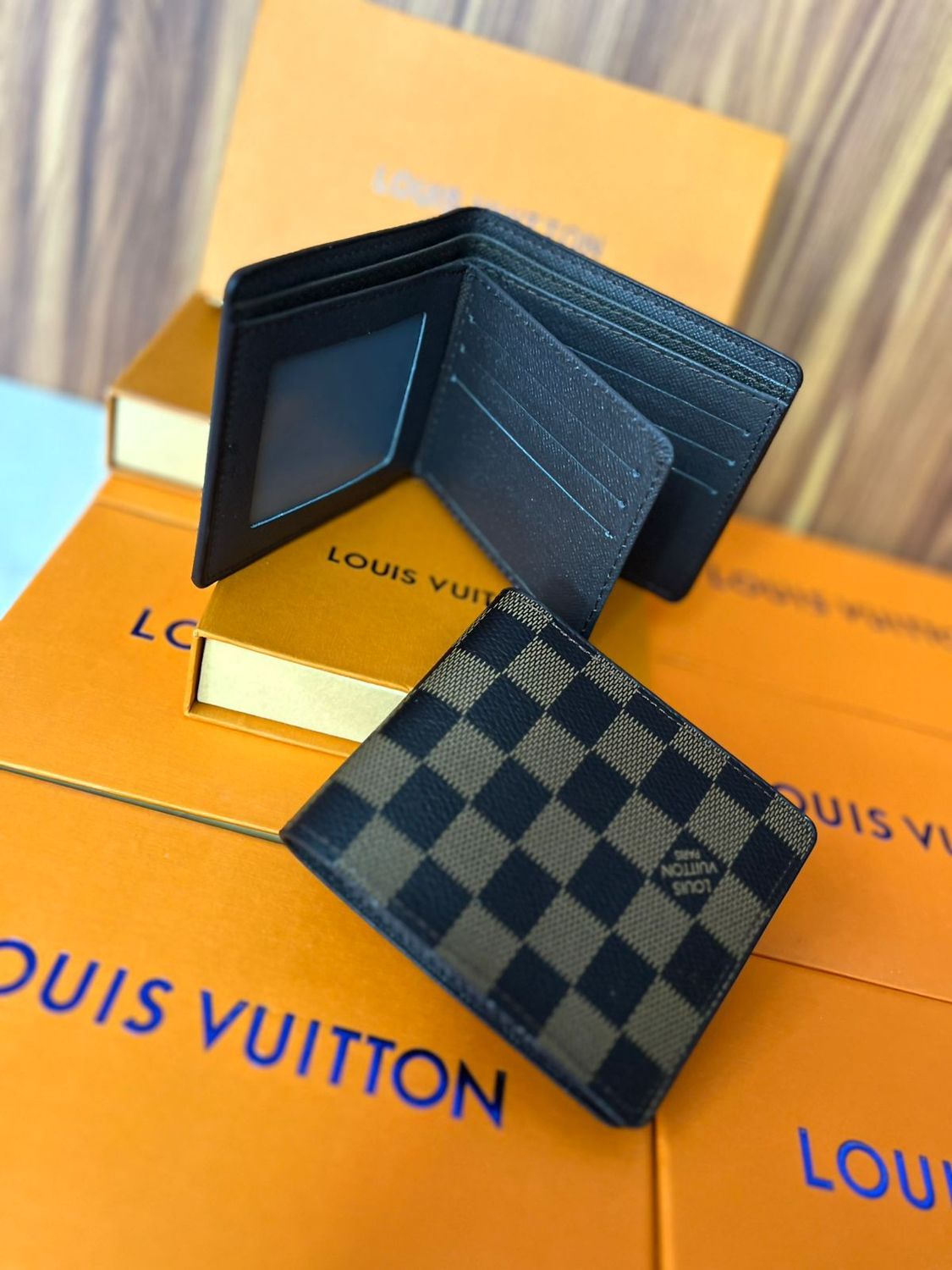 LV0235001