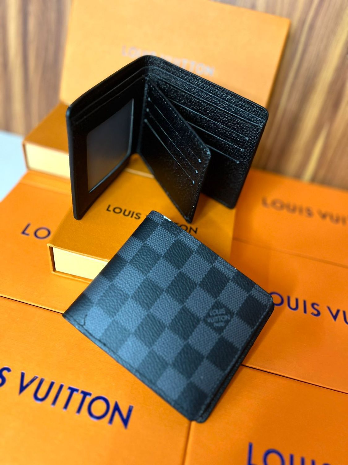 LV0235002