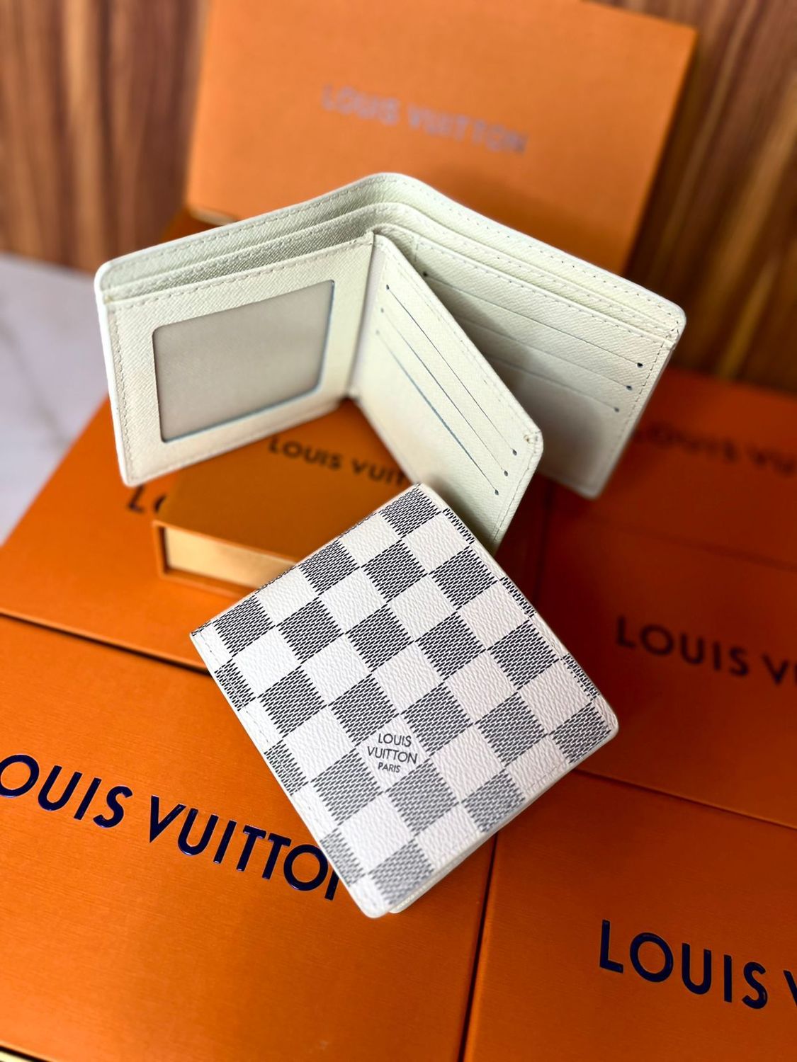 LV0235005