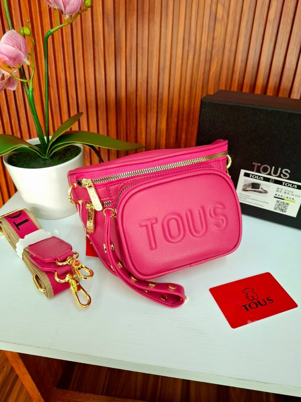 TU0235001