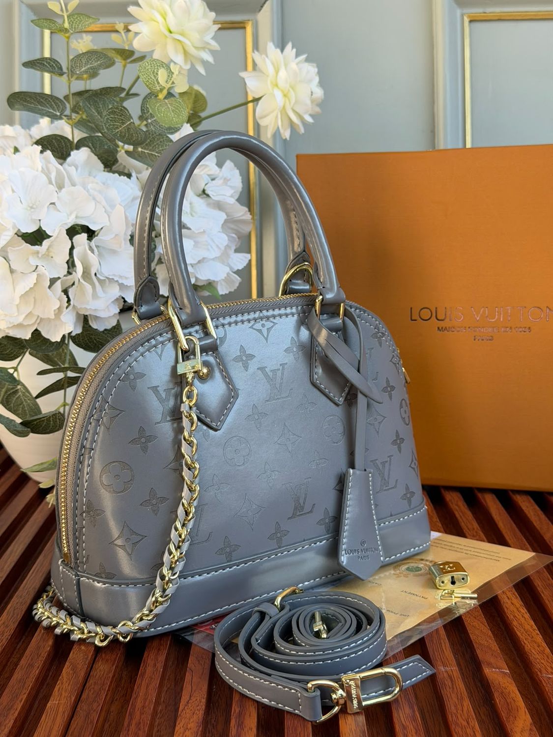 LV0570016
