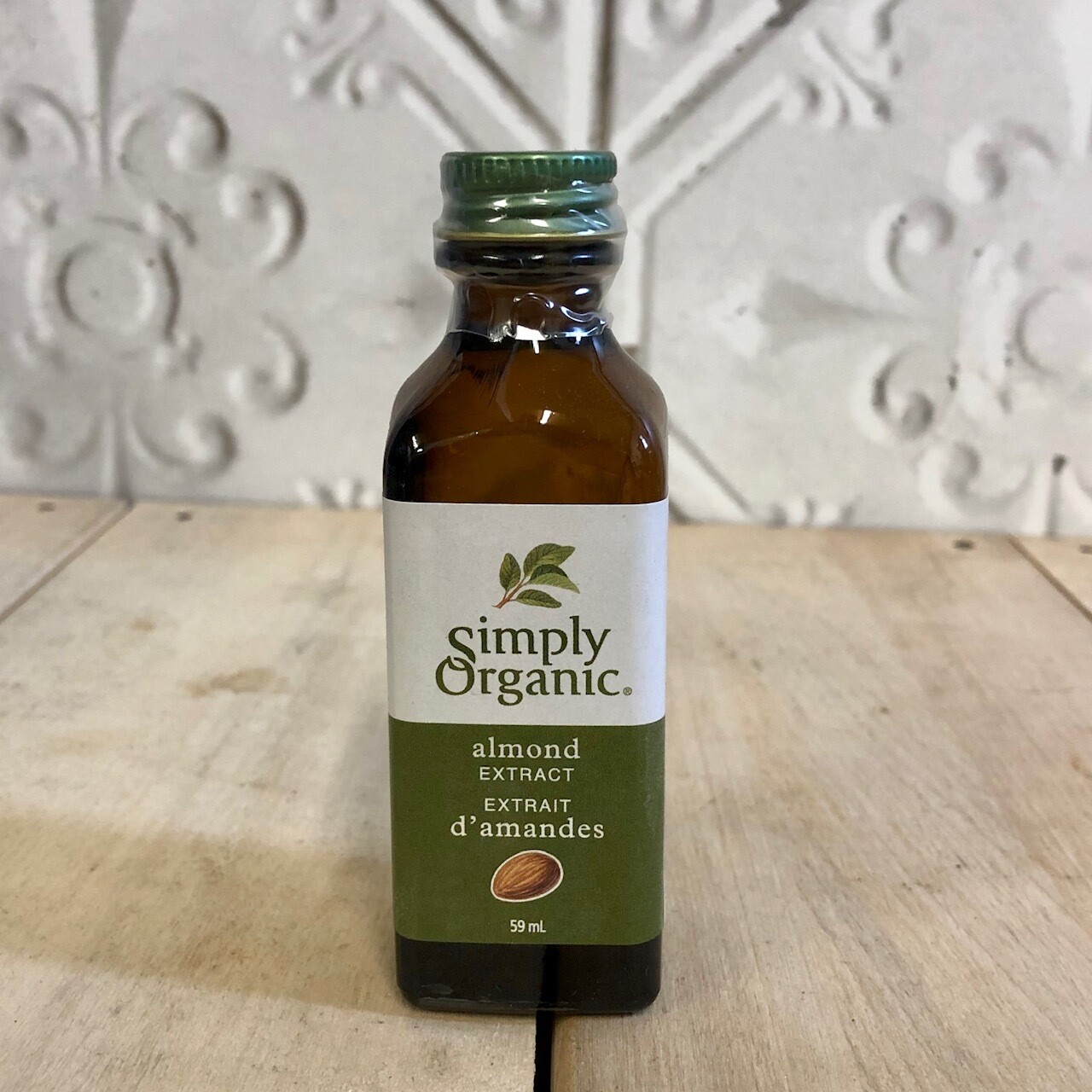 SIMPLY ORGANIC Almond Extract 59ml SIMPLY ORGANIC Almond Extract 59ml