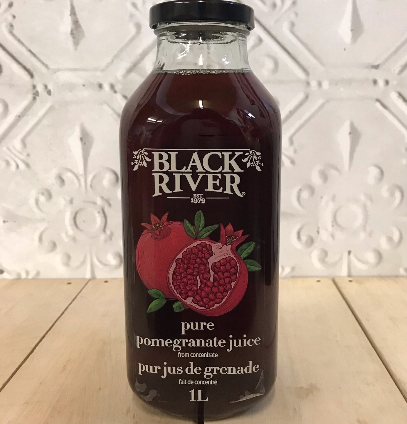 BLACK RIVER Pomegranate Juice 1L BLACK RIVER Pomegranate Juice 1L