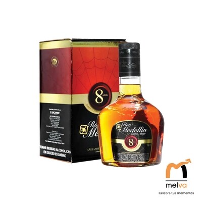 RON MEDELLIN CON ESTUCHE 8 AÑOS 750 ML