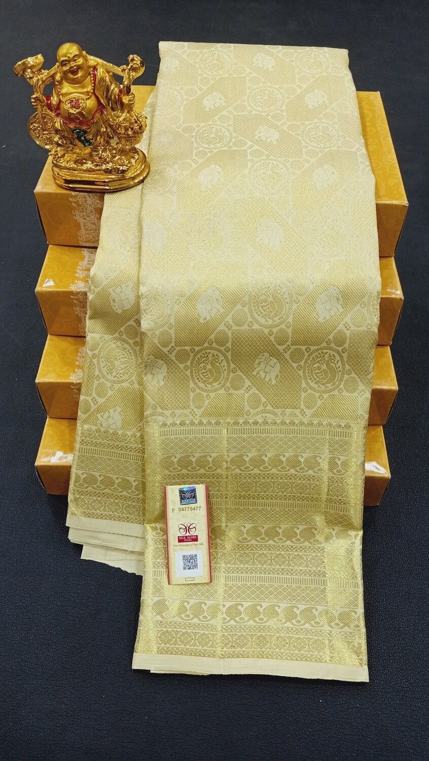White With Gold Border Bridal Saree white with gold border bridal saree