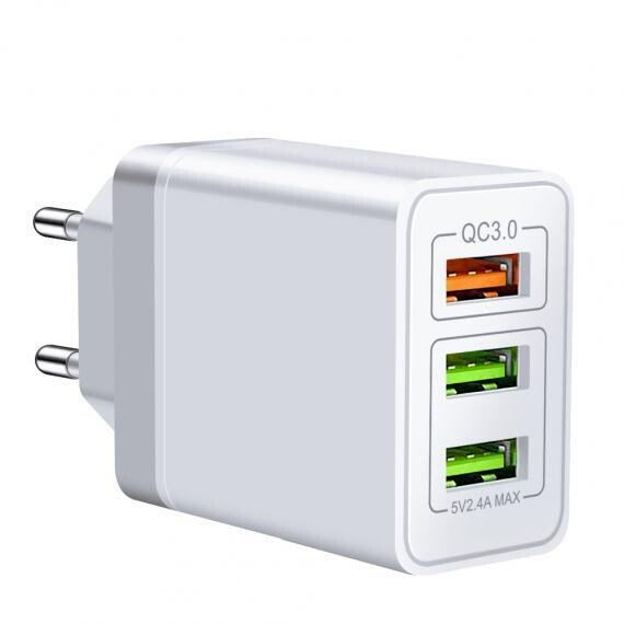 CARICATORE 3 PORTE USB DA MURO 1 USB SUPPORTA RICARICA FAST QC3.0 FCP + 5V2.4A. - 2 USB DC 5V2.4A Potenza: 30 W
