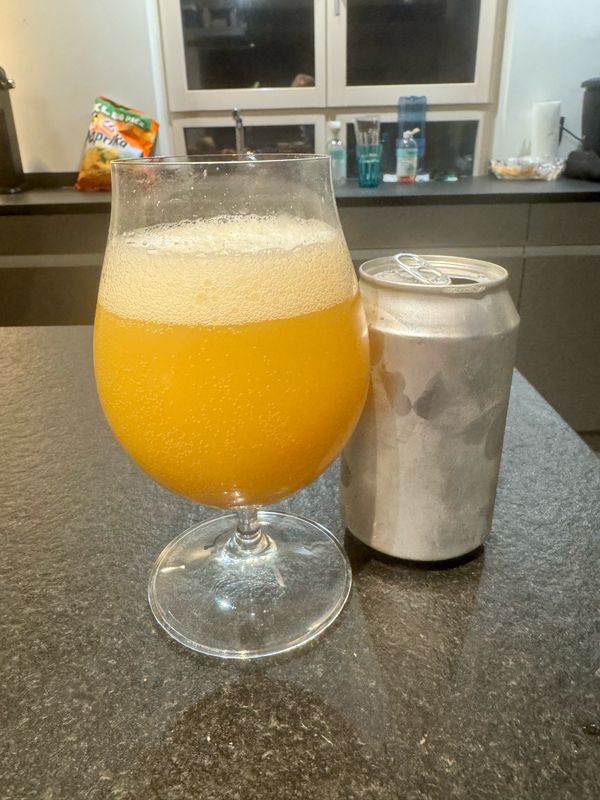 Hazebender 6.3% Hazy IPA Hazebender 6.3% Hazy IPA