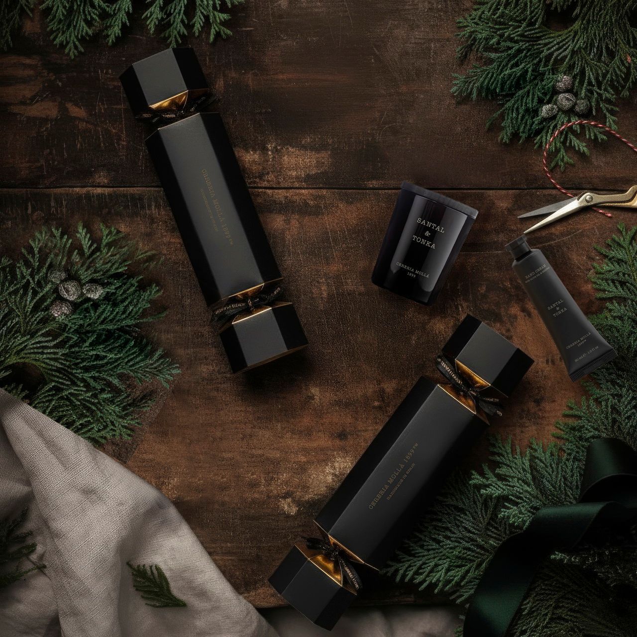 Cereria Molla 1899 - Santal & Tonka Kerst cracker Cereria Molla 1899 - Santal & Tonka Kerst cracker