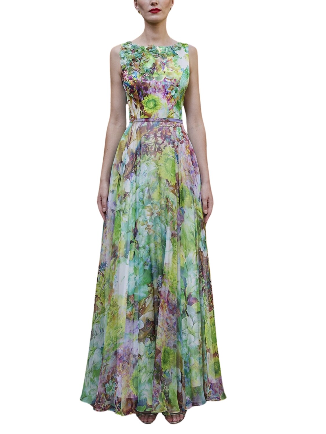 Vestido largo  sin mangas con flores 3D
