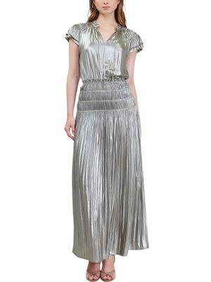 Maxi Vestido metálico de falda plisada.