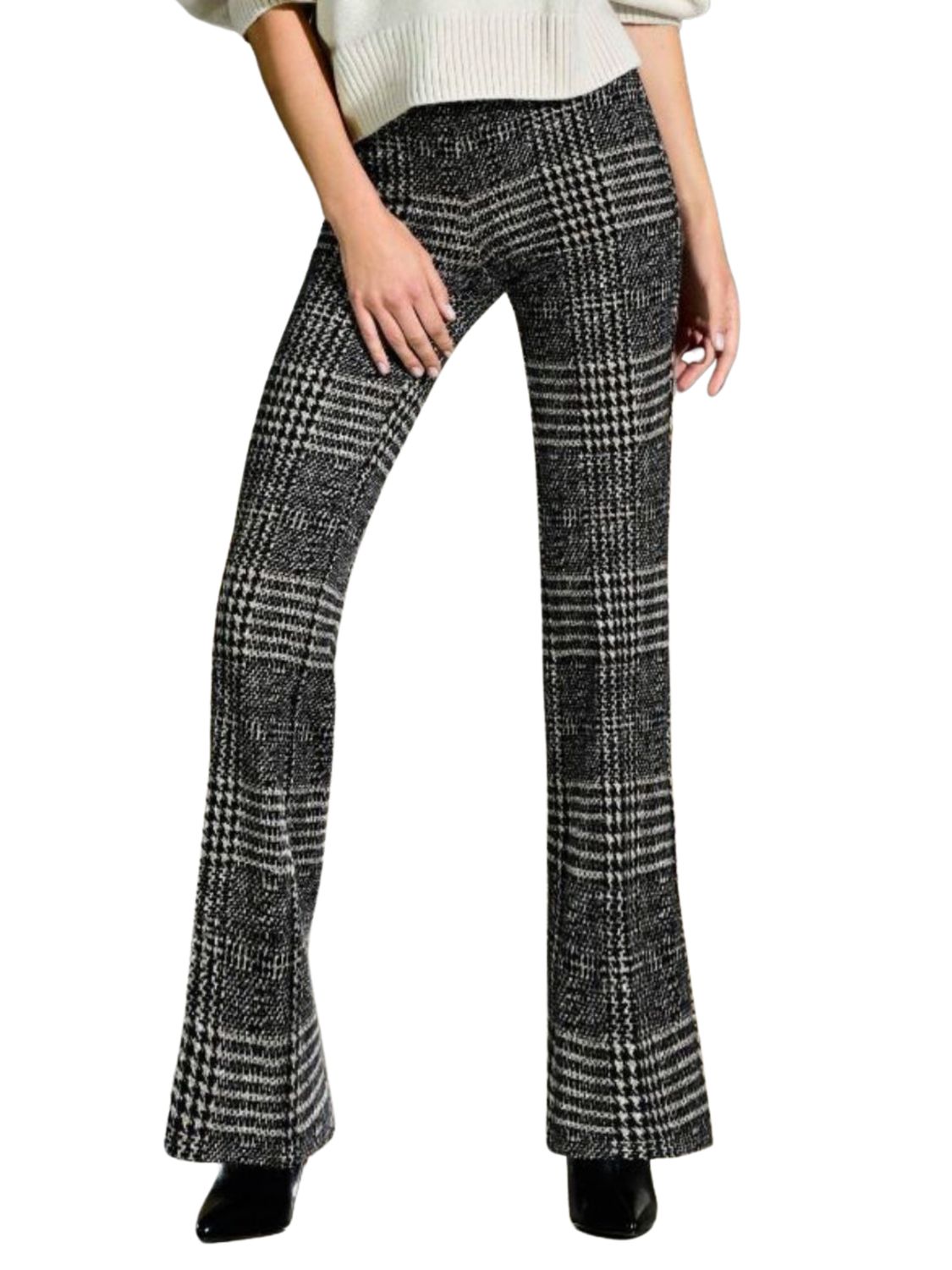 Pantalón acampanado