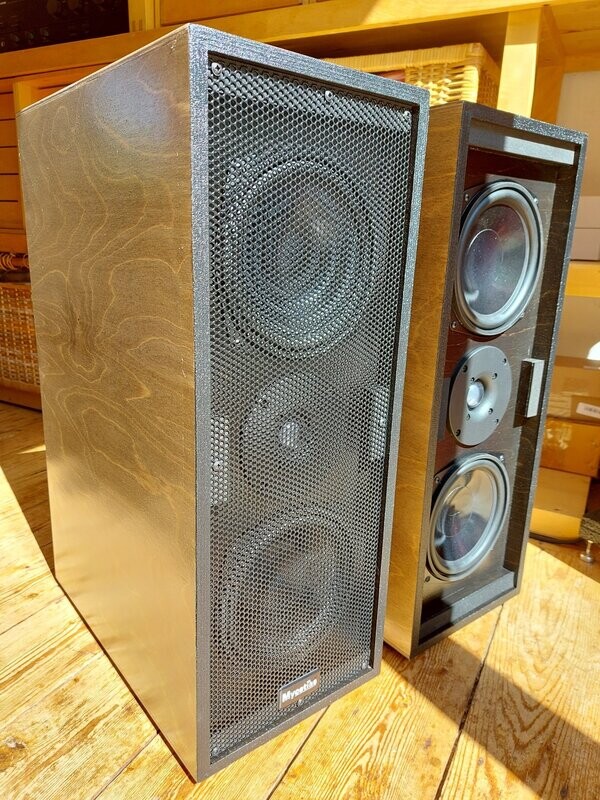 ​Mycetias V2 -  Driftwood & black baffle ' stain finish. (Price per pair)