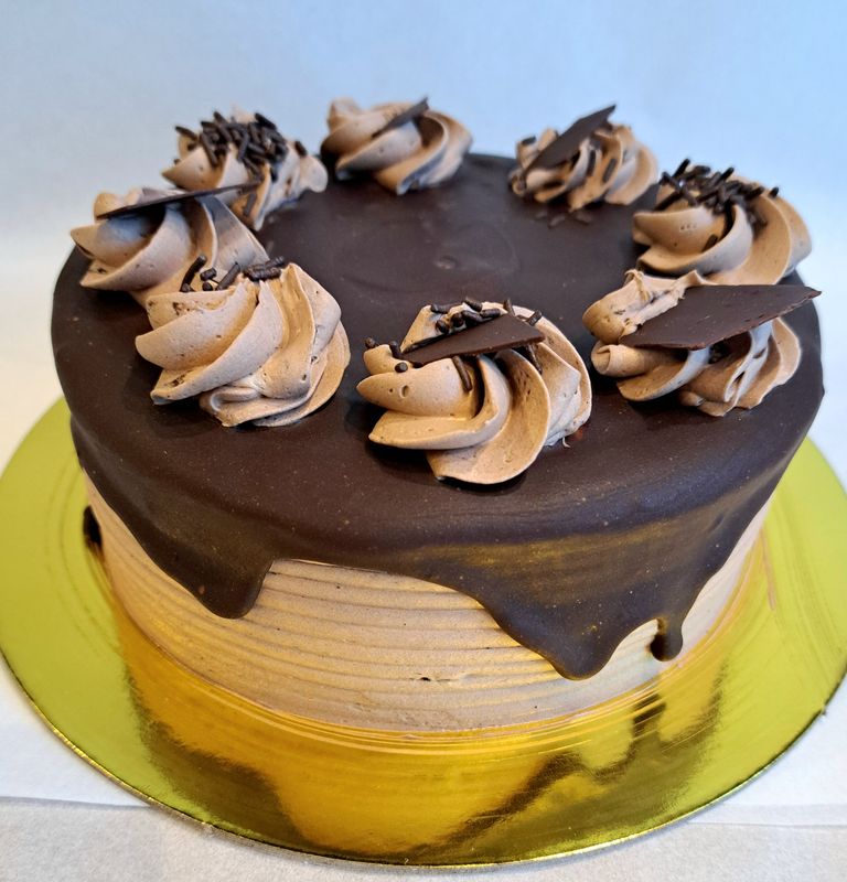 Double Chocolate Cake (serves 4)