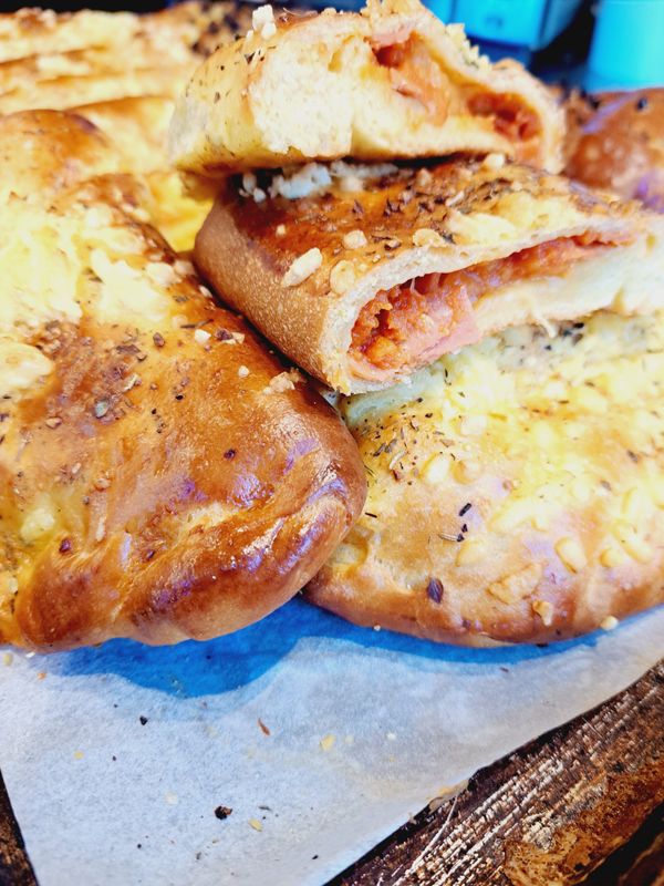 Italian sausage calezone