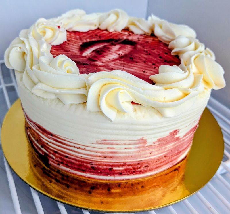Vanilla Raspberry Cake (serves 4)