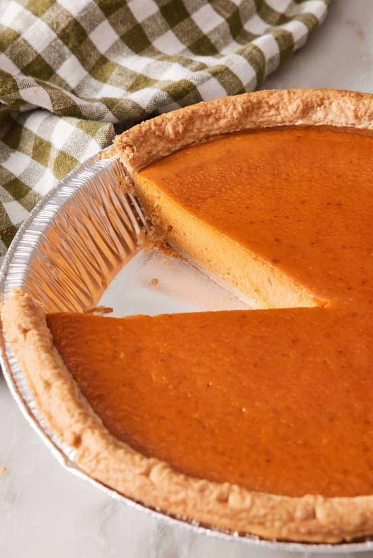 9" Pumpkin crumble pie