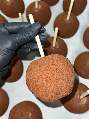 Dipped Apples - Brownie Brittle