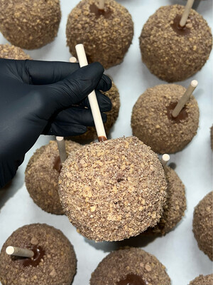 Dipped Apples - Toffee