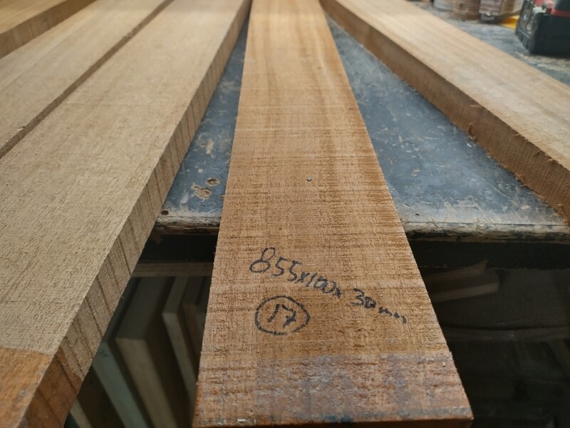 Bass neck blank No17 African Mahogany 195