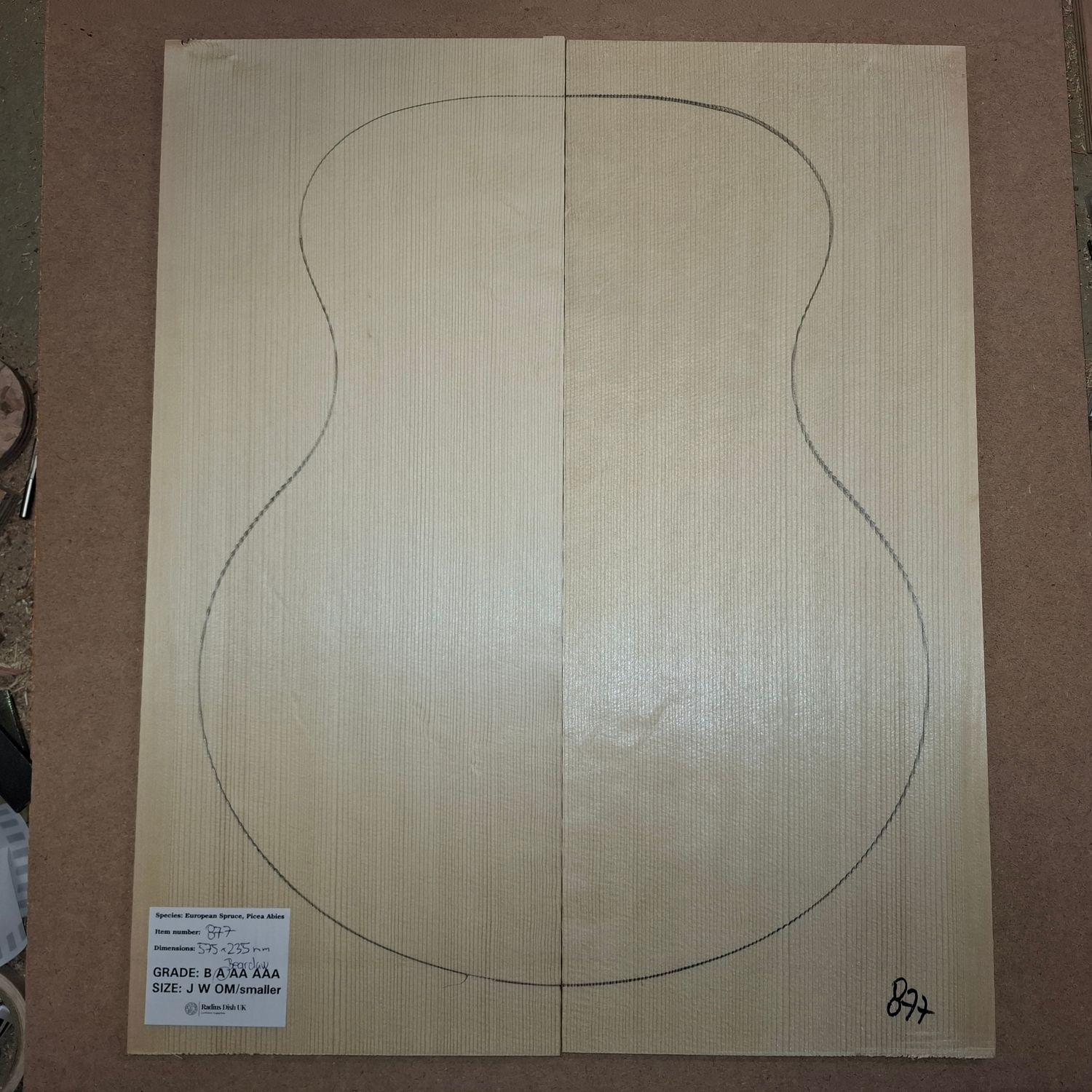European Spruce Soundboard Jumbo A Bearclaw 877