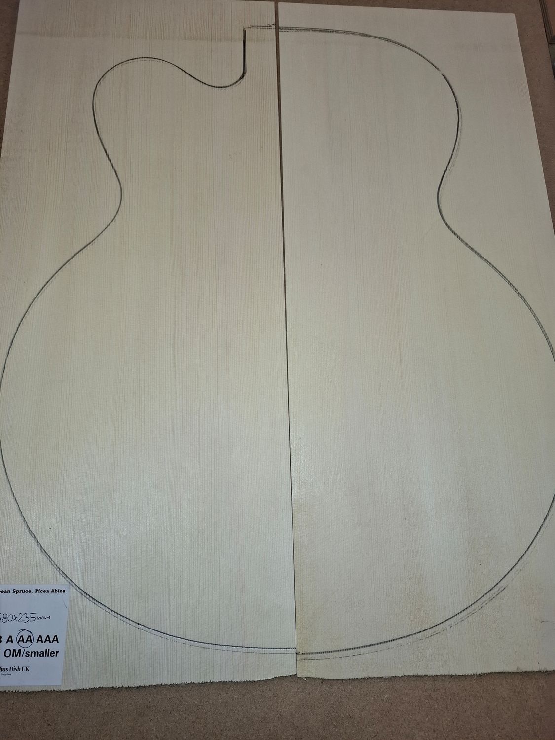 European Spruce Soundboard Jumbo AA 879