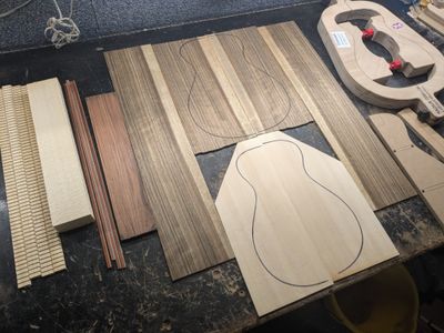 Concert Ukulele Kit 901