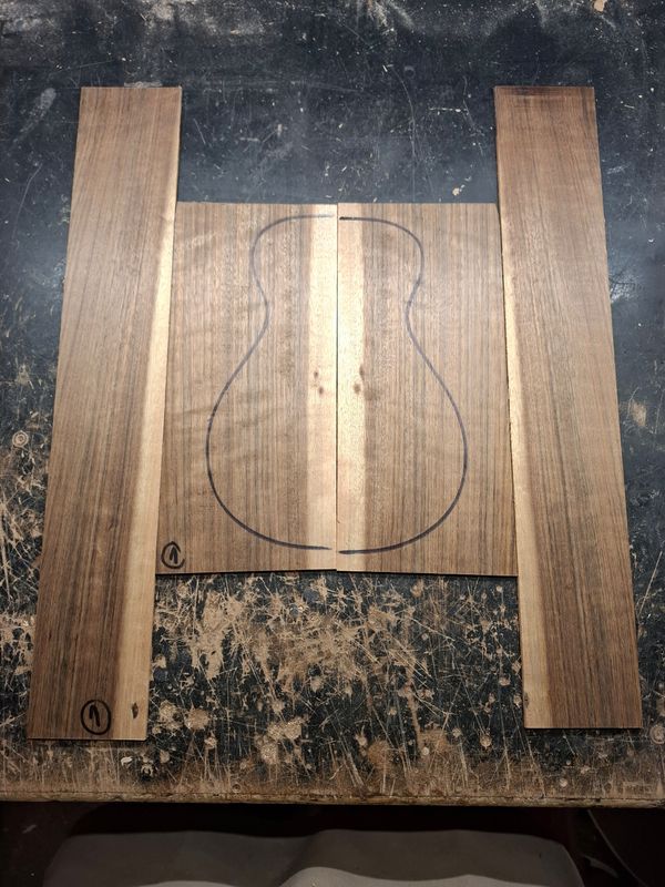 Ovangkol Concert Ukulele Back and Sides 933