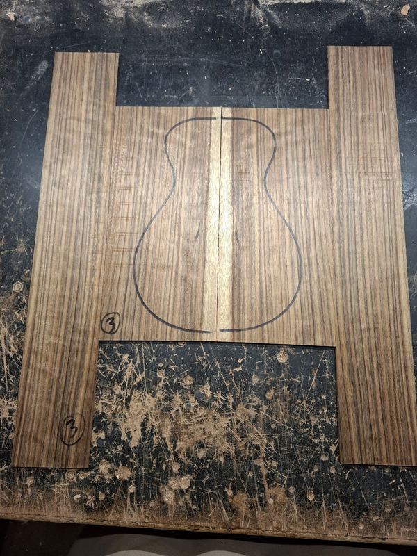 Ovangkol Concert Ukulele Back and Sides 935