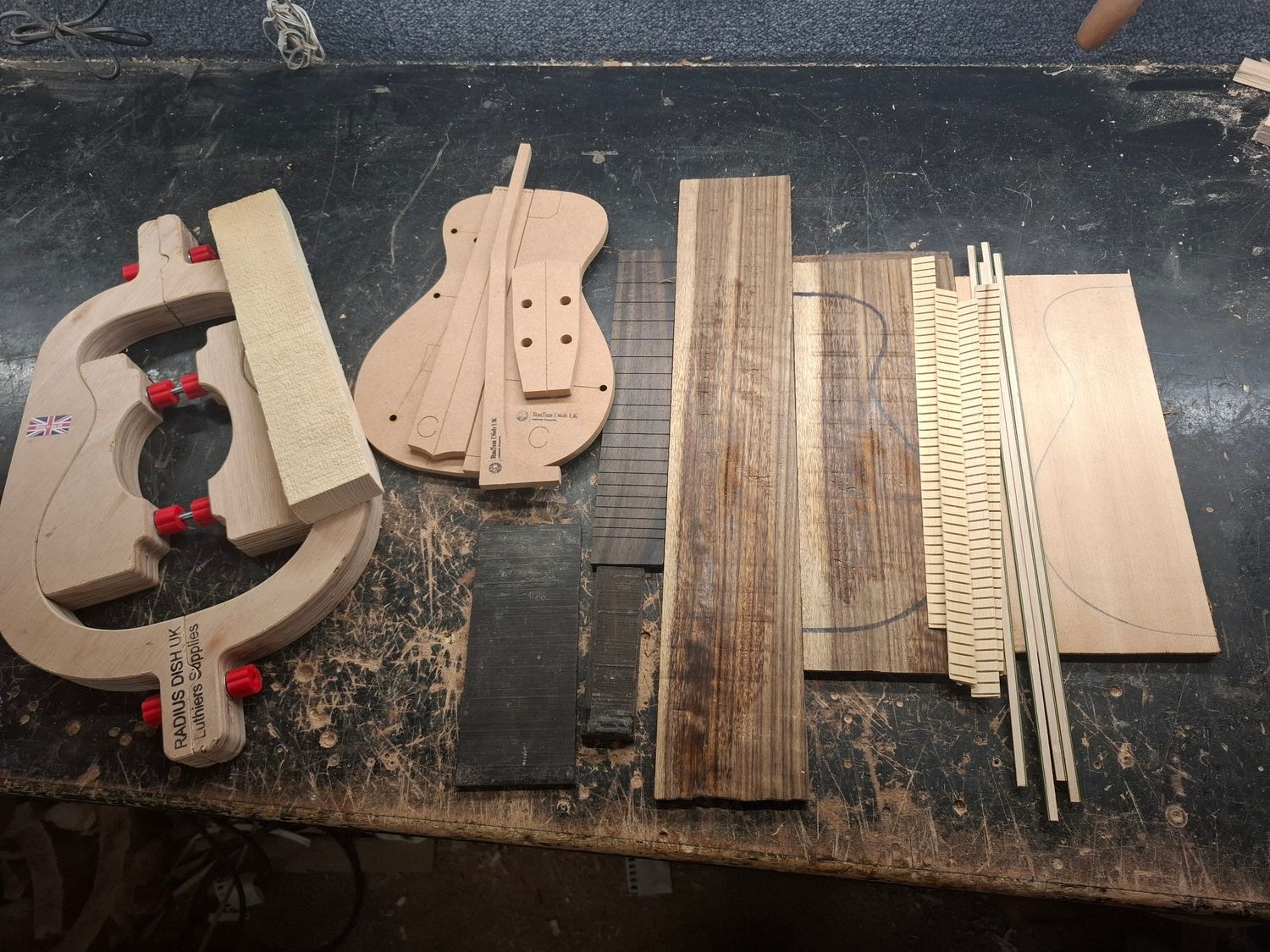 Ukulele Kit 1020