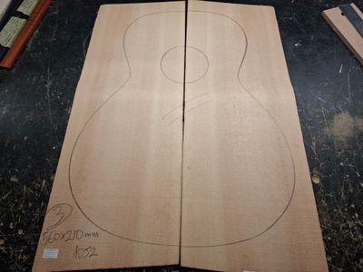 Sitka Spruce Soundboard 1052