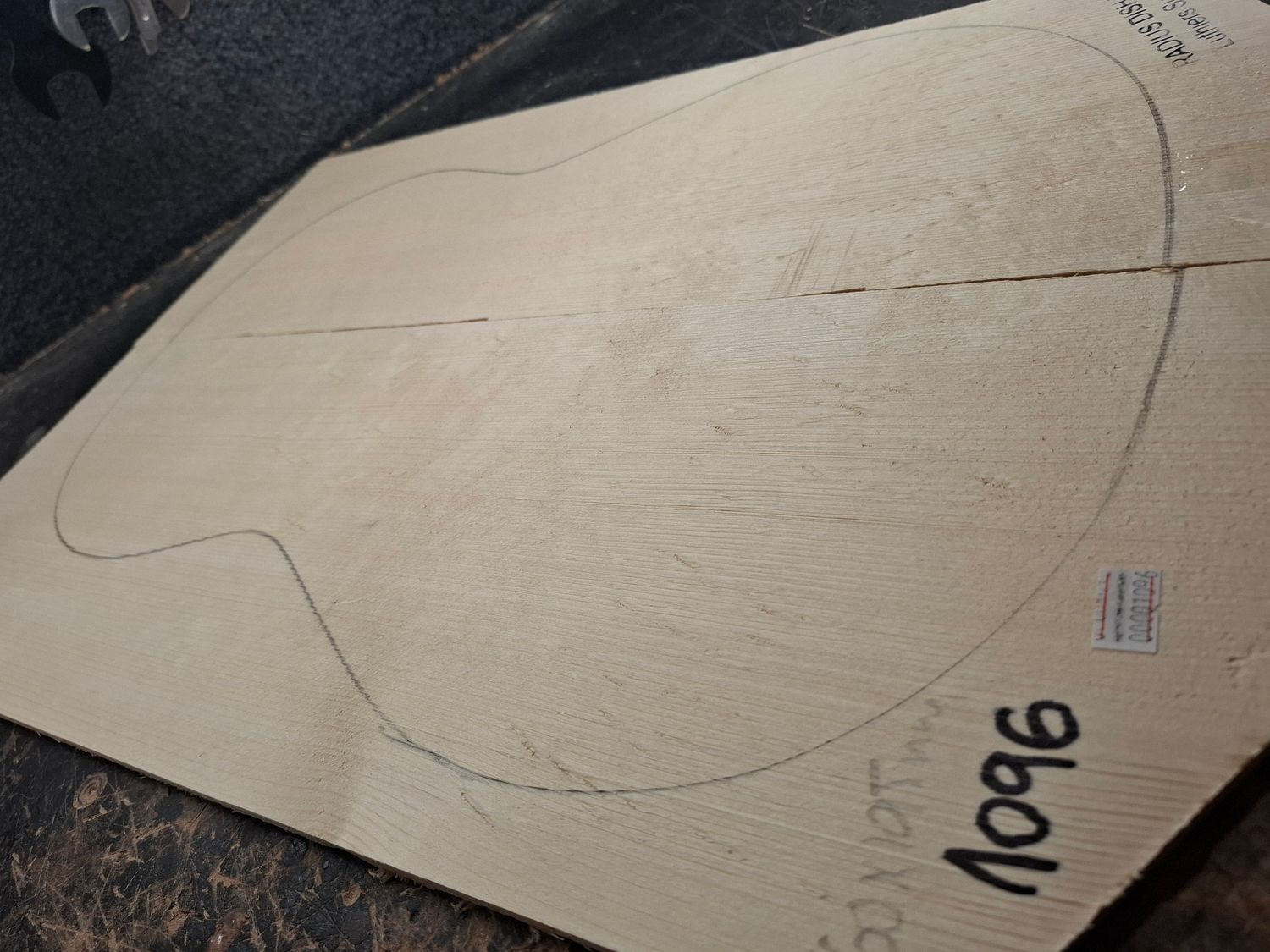 European Spruce Bearclaw Soundboard 1096