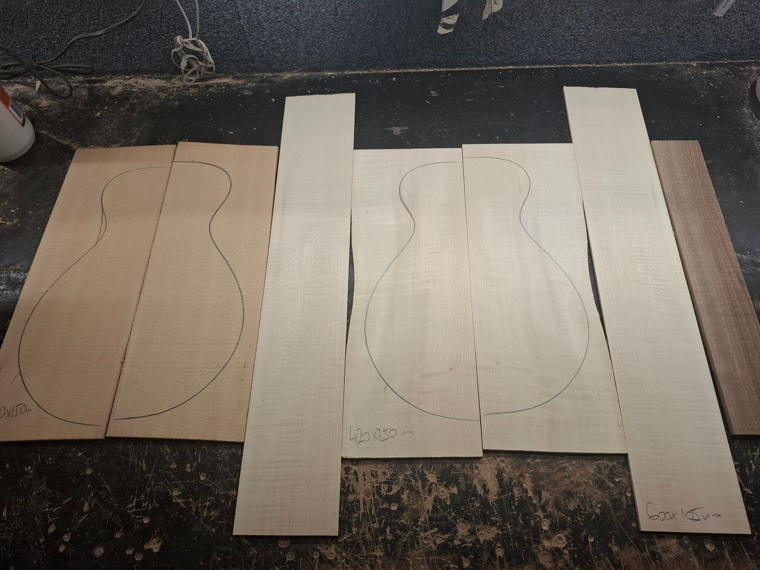 Baritone Ukulele Tonewood Deal 1142