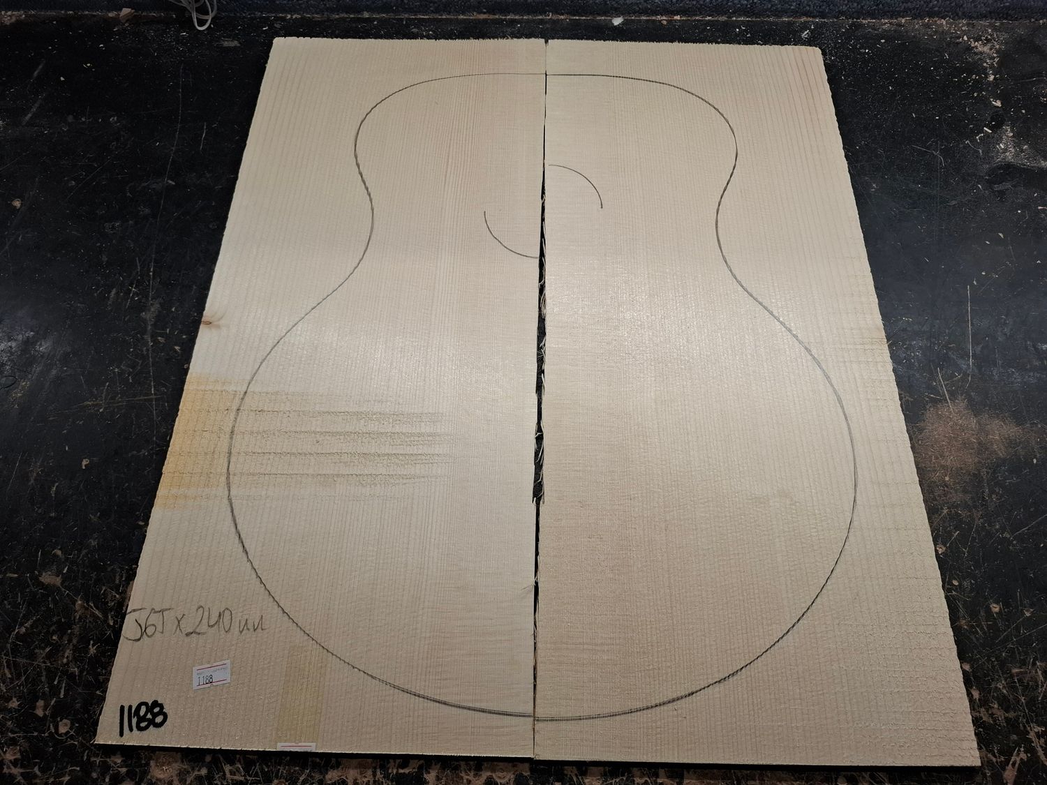 European Jumbo Spruce A Soundboard 1188