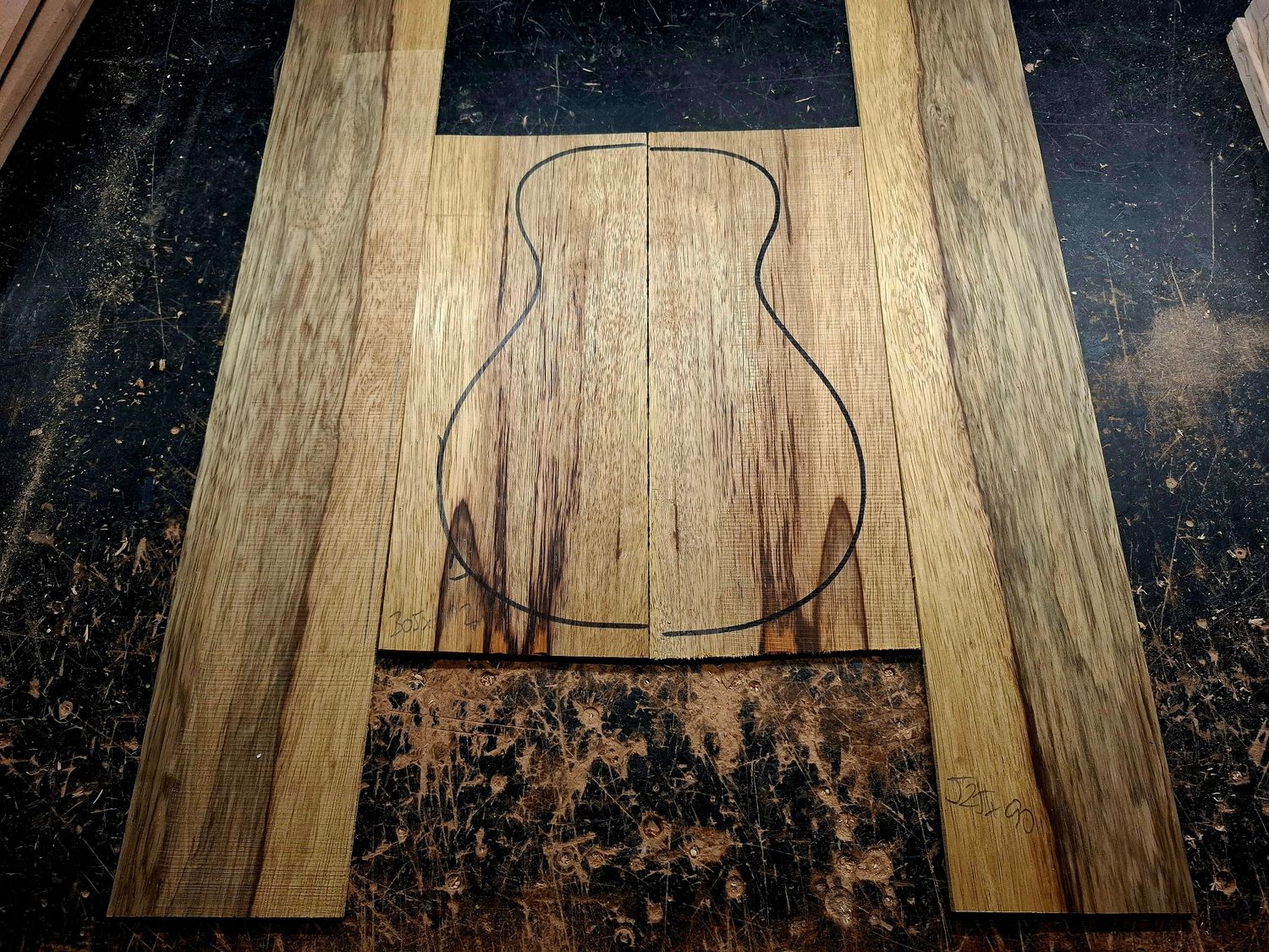 Korina Concert Ukulele Back and Sides 12080