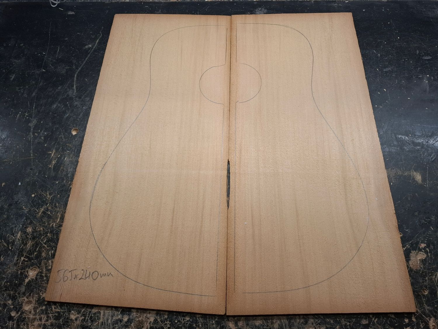 Cedar Jumbo Soundboard 12091