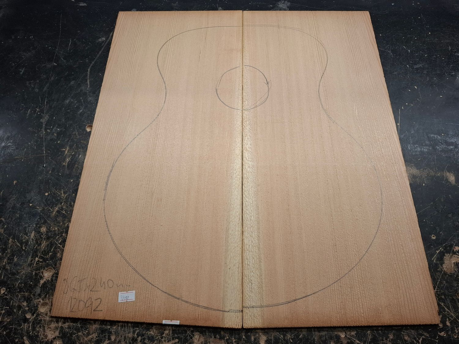 Cedar Jumbo Soundboard 12092
