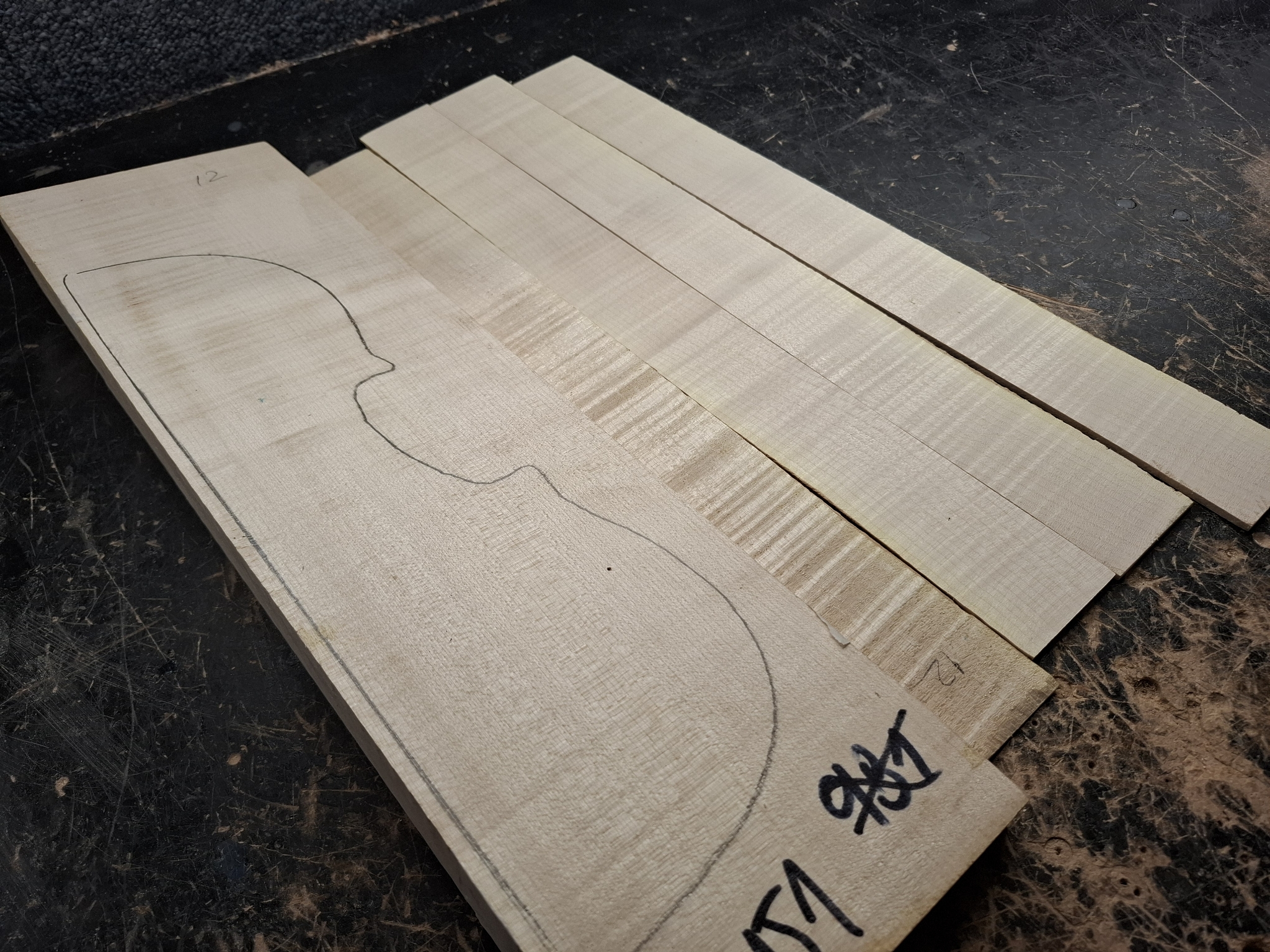 Violin Curly Maple Back and Sides 12151