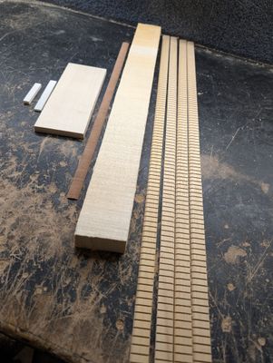 Acoustic Guitar Accessory Pack