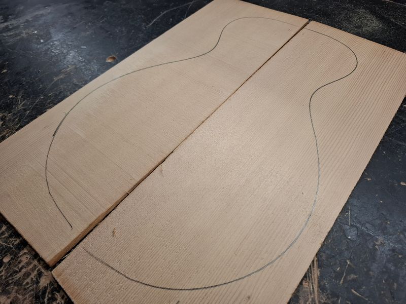 Sitka Spruce Soundboard Baritone Ukulele 12211