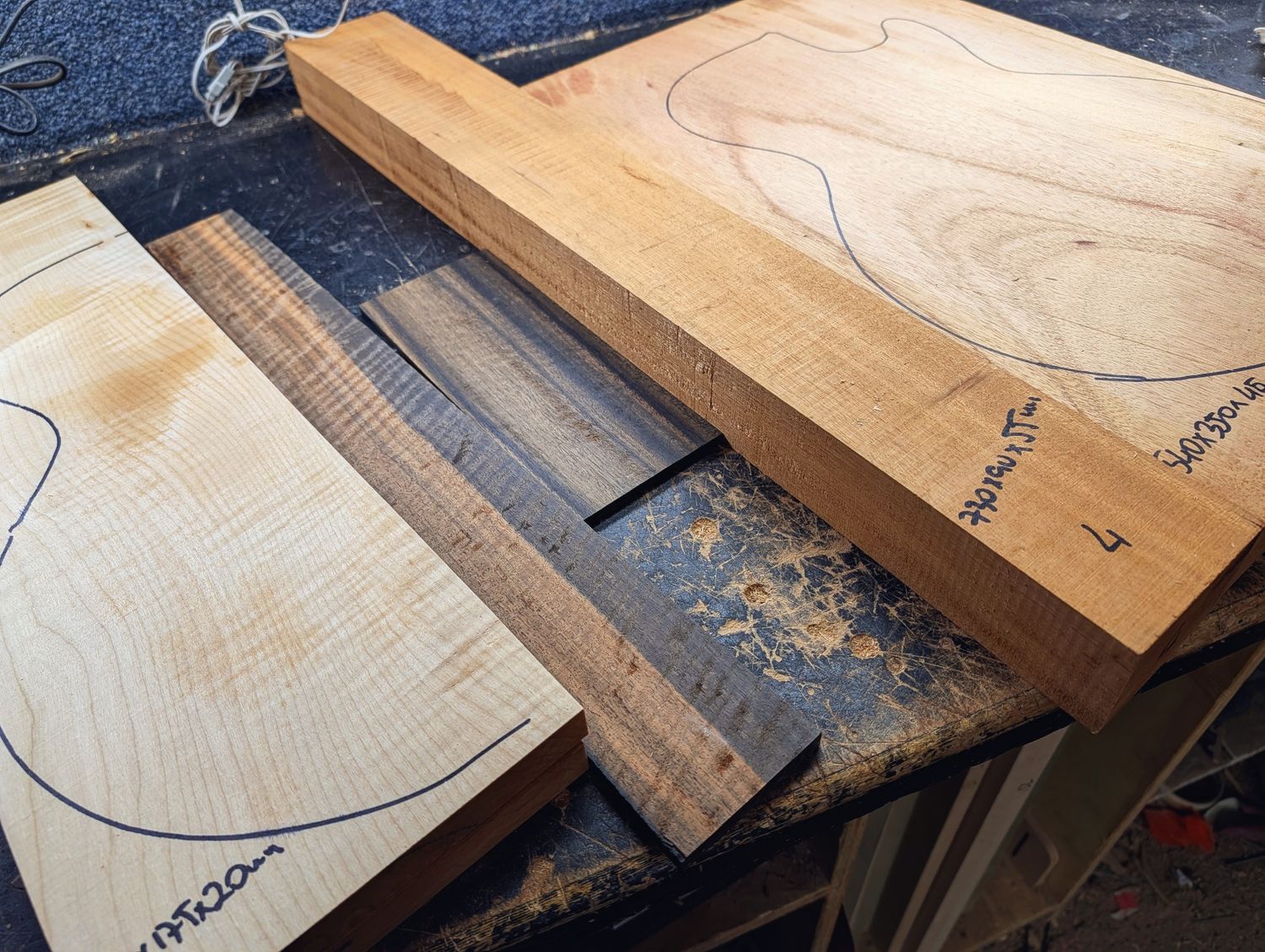 LP Guitar Making Kit – African Mahogany, Curly Ebony & Curly Maple 12252