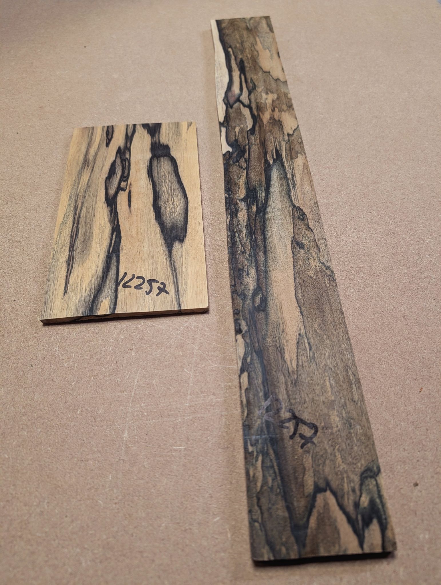 Pale Moon Ebony Fingerboard and Headplate 12257