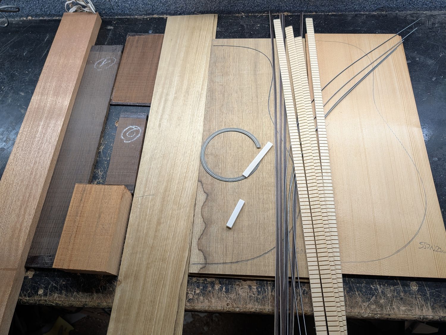 Tonewood & Accessories Kit Korina | Torrefied Englemann Spruce 12274