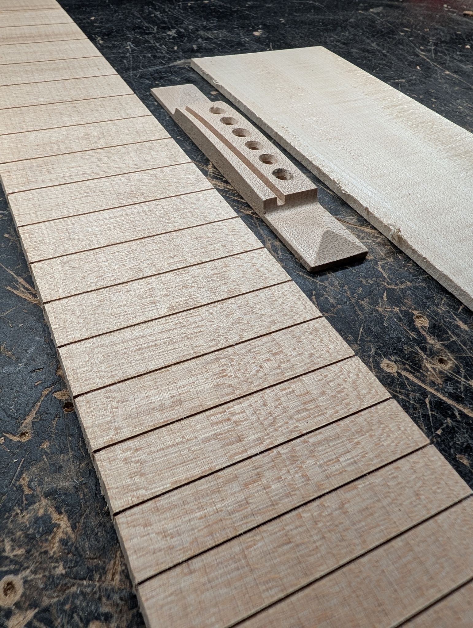 Fingerboard, Bridge and Headplate Maple 12295