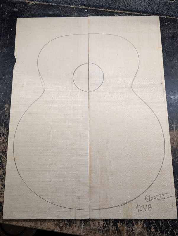 Jumbo European Spruce Soundboard A 12318