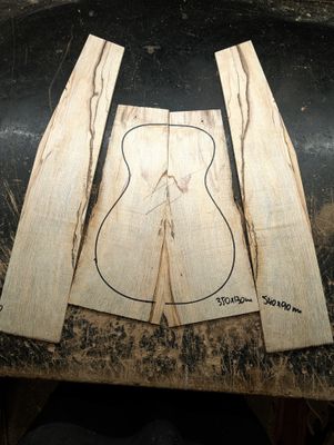 British Spalted Sycamore Back and Sides Tenor/Concert Ukulele 12357 British Spalted Sycamore Back and Sides Tenor/Concert Ukulele 12357