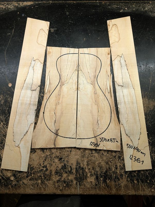 British Spalted Sycamore Back and Sides Tenor/Concert Ukulele 12361