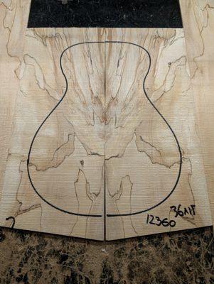 British Spalted Sycamore Back and Sides Tenor/Concert Ukulele 12360 British Spalted Sycamore Back and Sides Tenor/Concert Ukulele 12360